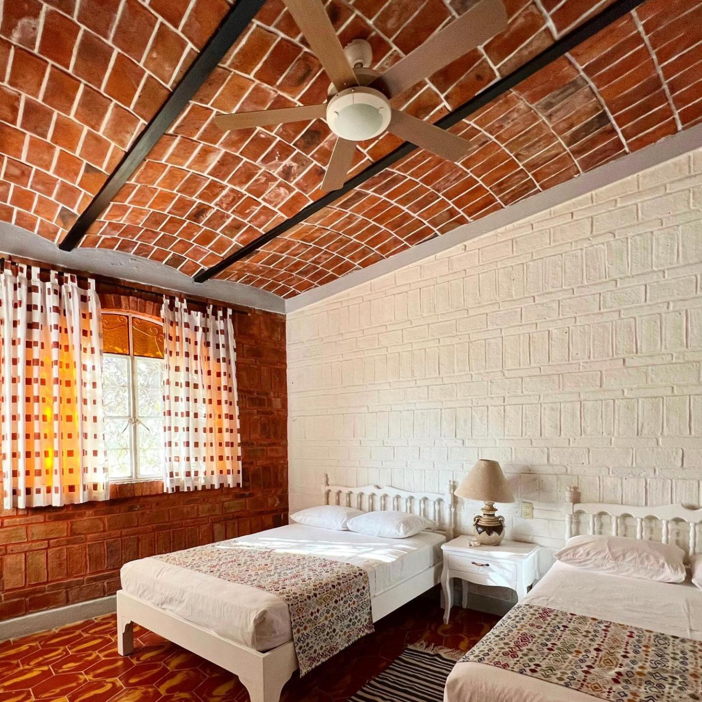 Mama Chuy Hotel & Villas San Juan Cosalá Eksteriør bilde