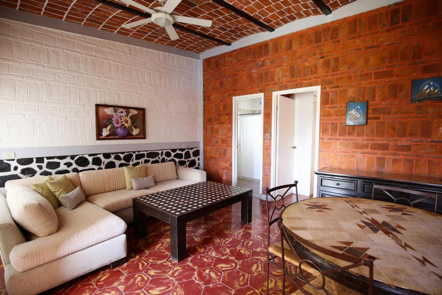 Mama Chuy Hotel & Villas San Juan Cosalá Eksteriør bilde